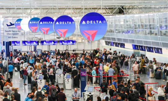 Delta Facing Class Action Lawsuit Over Tech Outage; Customers Seeking Refunds
