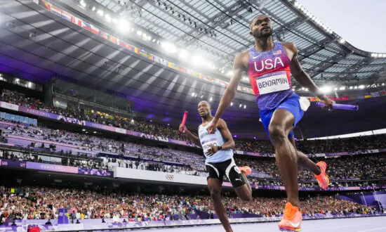 Benjamin of US Holds Off Tebogo of Botswana to Win Men’s 4×400 Relay at Paris Olympics