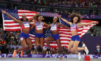 US Wins Women’s 4×400-Meter Relay