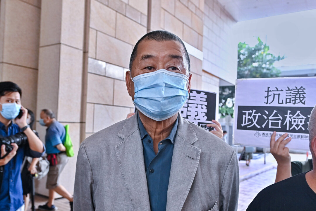 Senators Urge UK, US to Help Secure Release of Hong Kong Democracy Activist Jimmy Lai