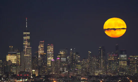 August’s Supermoon Kicks Off 4 Months of Lunar Spectacles—Here’s How to Watch