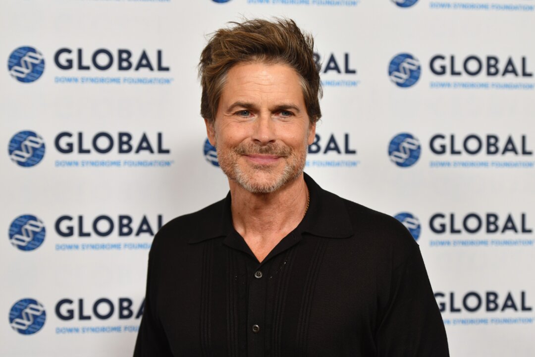 34 Years Sober: Actor Rob Lowe on Wake Up Call That Led to Sobriety