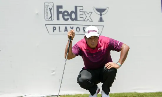 Matsuyama, McCarthy Tied for Lead in Opening PGA Tour Playoff Event