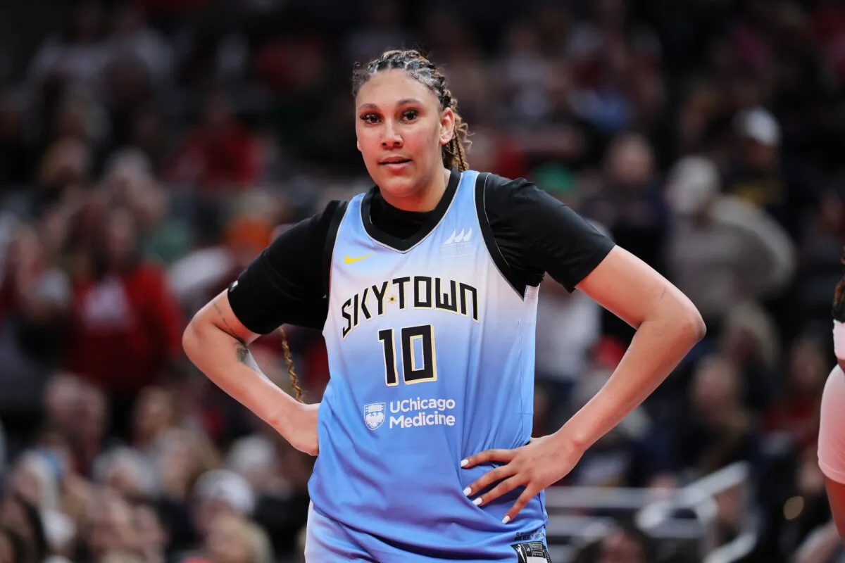 Kamilla Cardoso (10) of the Chicago Sky against the Indiana Fever in Indianapolis on June 1, 2024. (Andy Lyons/Getty Images)