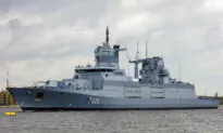 German Warships Stand By for Orders to Cross Taiwan Strait