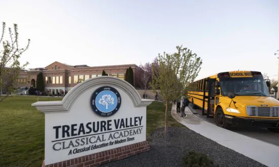 Hillsdale’s Charter School Initiative Envisions Classical Education for Grades K-12