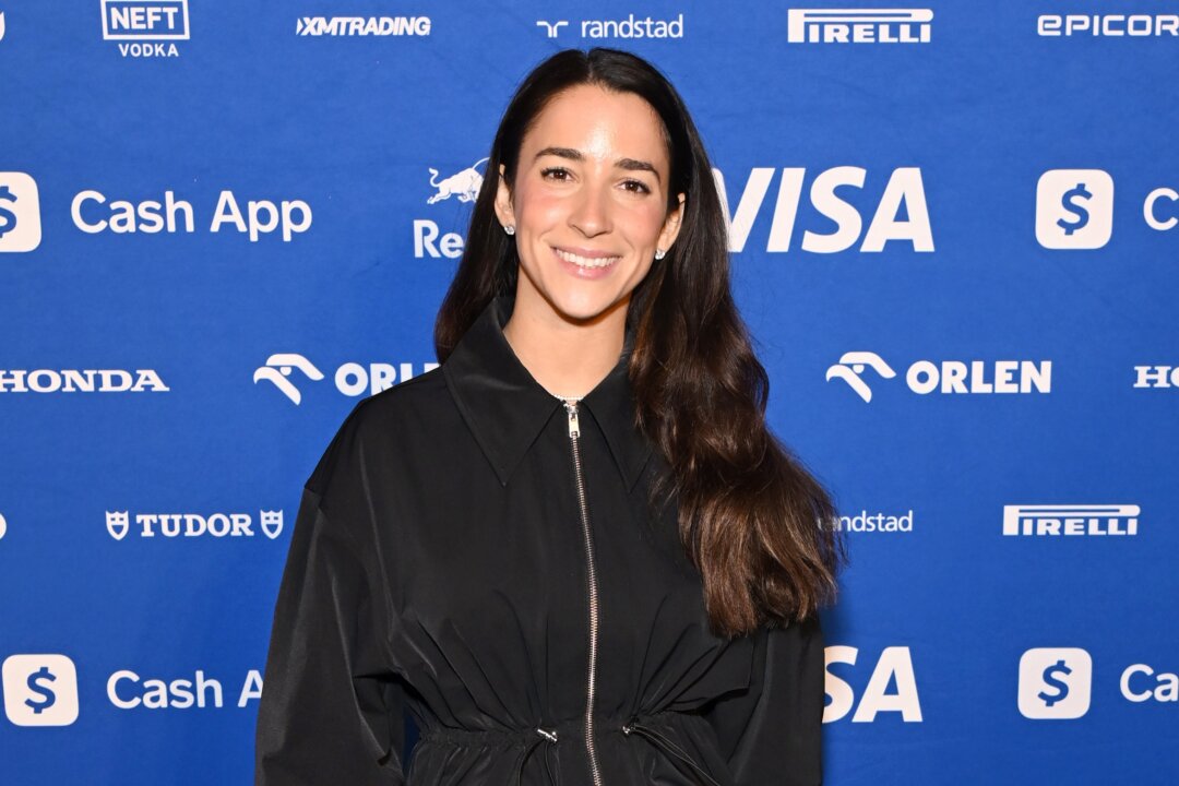 Olympian Aly Raisman Says Limiting Phone Use Has Improved Her Mental ...