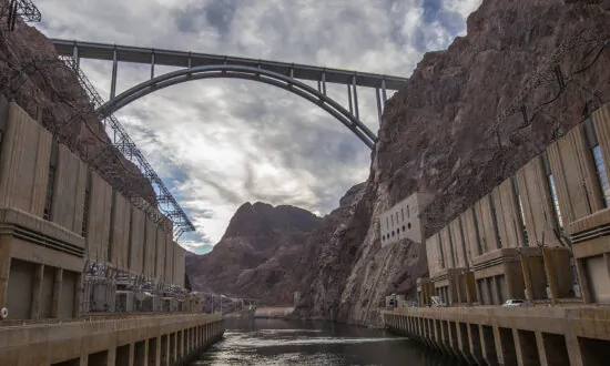 Planning to Visit Hoover Dam? Check Out This First