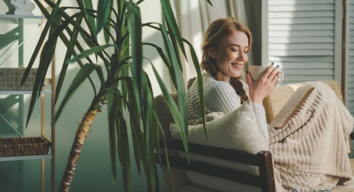 Mary Hunt's clever readers share their hacks for saving money and living well. (dekazigzag/Shutterstock)