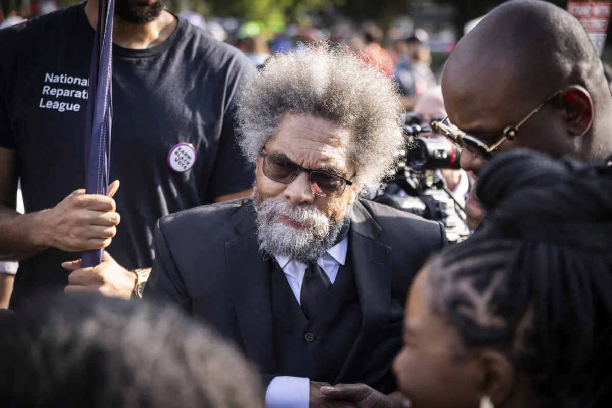 Cornel West speaks during a protest for a Gaza cease-fire in Chicago on Aug. 22, 2024. (John Fredricks/The Epoch Times)