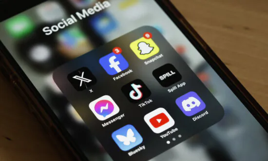 Critics Warn New Bill Will Create 2-Tiers of ‘Misinformation’ Scrutiny