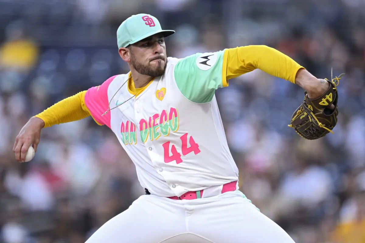  Joe Musgrove (44) of the San Diego Padres pitches against the New York Mets during the first inning in San Diego on Aug. 23, 2024. (Orlando Ramirez/Getty Images)