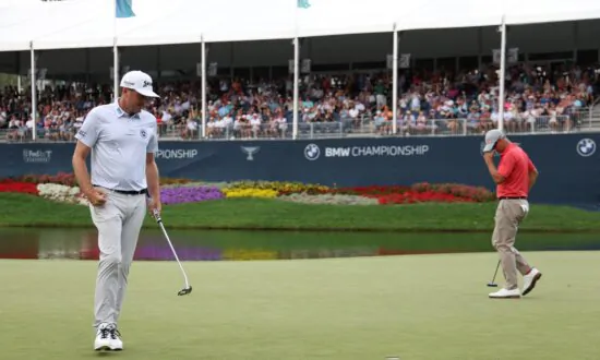 Keegan Bradley Takes a 1-shot Lead Over Adam Scott at BMW Championship