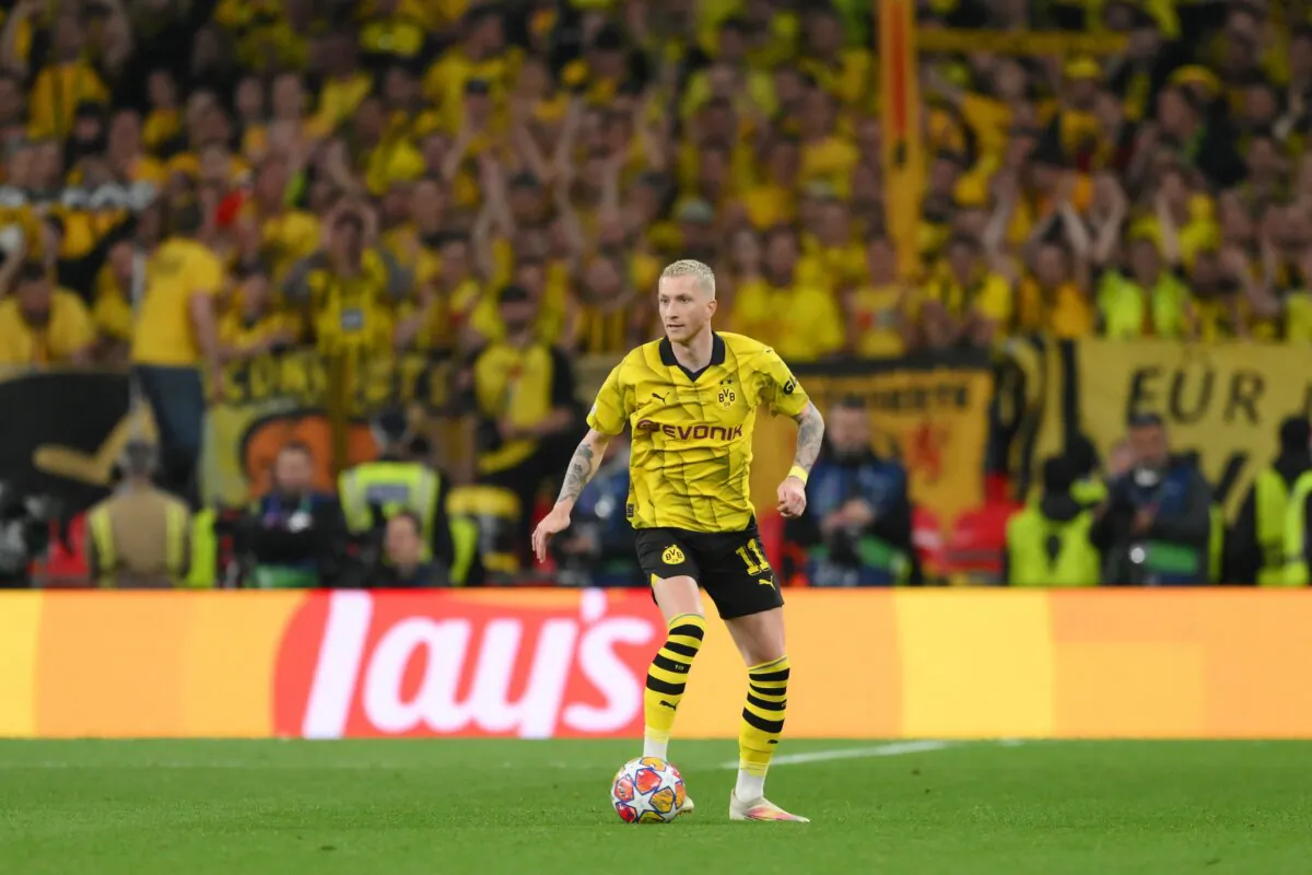 Marco Reus of Borussia Dortmund runs with the ball during the UEFA Champions League 2023/24 Final match between Borussia Dortmund and Real Madrid CF at Wembley Stadium in London on June 1, 2024. (David Ramos/Getty Images)