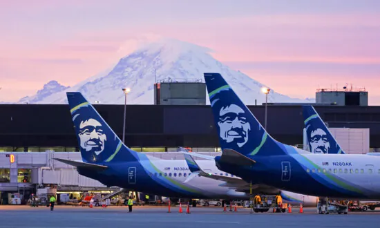 Pilots of Alaska Airlines Jet Braked to Avoid Possible Collision With Southwest Plane