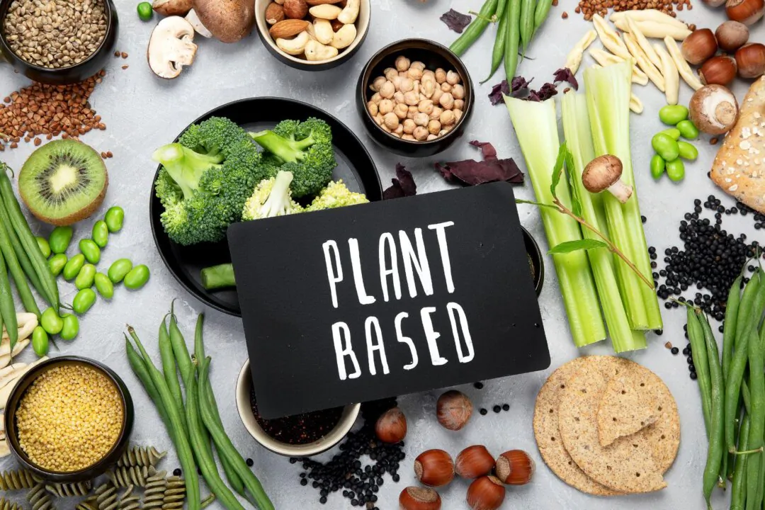 A plant-based diet can effectively lower cholesterol. (Tatjana Baibakova/shutterstock)