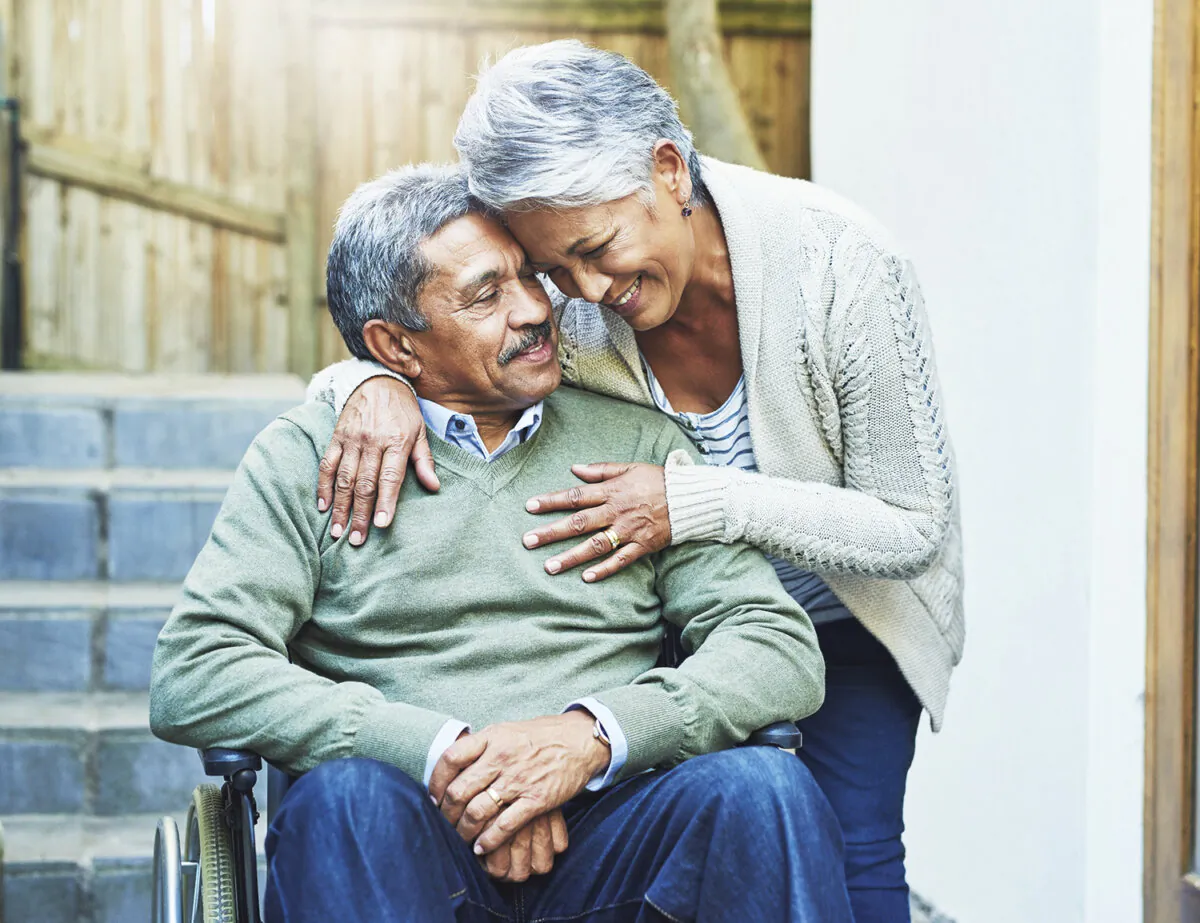 A caring and supportive relationship is a vital
connection to the outside world. (PeopleImages/iStock/Getty Images)