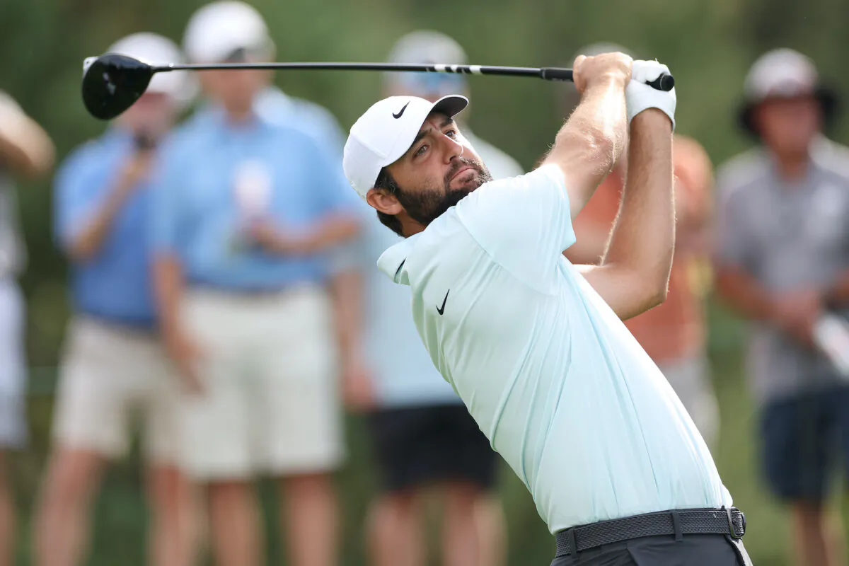 Scottie Scheffler of the United States plays his shot from the third tee during the third round of the BMW Championship at Castle Pines Golf Club in Castle Rock, Colo., on Aug. 24, 2024. (Christian Petersen/Getty Images)