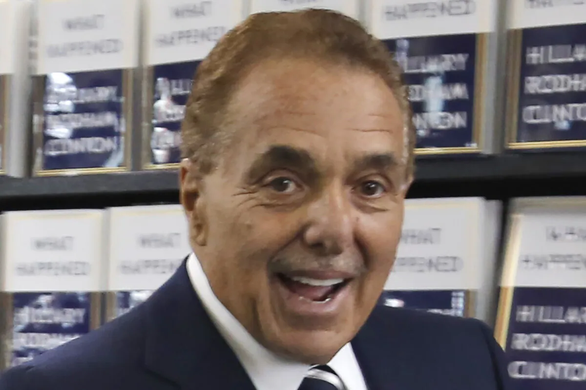 Leonard Riggio, chairman of Barnes and Noble, arrives at a book store in New York on Sept. 12, 2017. (Seth Wenig/AP Photo)