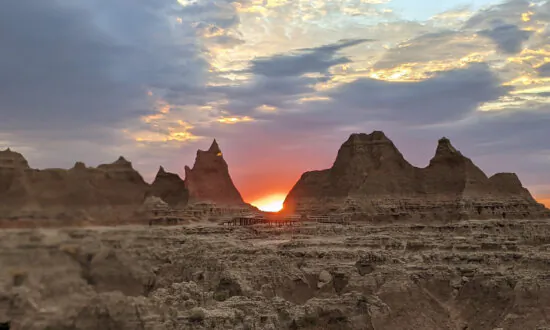 How My Daughters, 7 and 10, Achieved ‘Fossil Finder’ Status in Badlands National Park