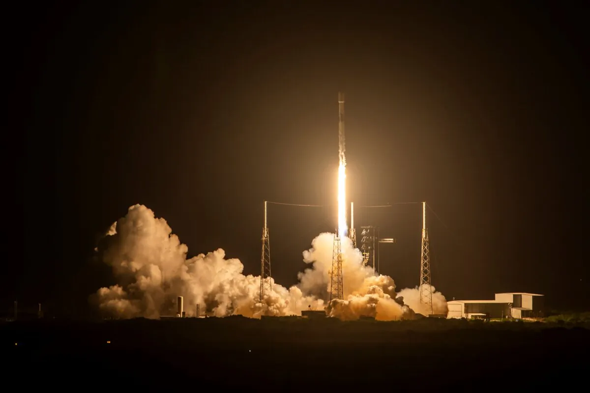 The SpaceX Falcon 9 rocket, carrying 21 Starlink internet satellites, launches from Cape Canaveral, Fla., on Aug. 28, 2024. (SpaceX via AP)