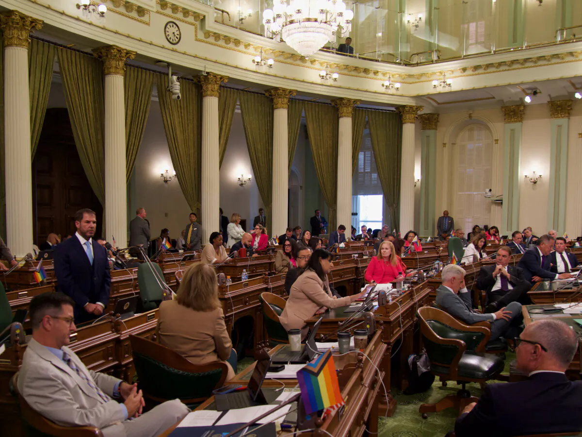Lawmakers in the California Assembly in Sacramento on Aug. 28. (Travis Gillmore/The Epoch Times)
