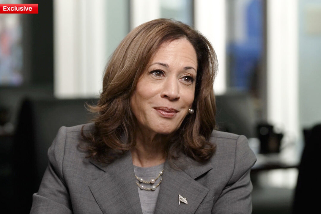 Harris Defends Shifting Positions in Primetime Interview | The Epoch Times