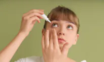 Trending Eye Color-Altering Drops May Carry Risks, Experts Warn