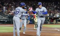 Will Smith Hits 3-run Homer, Dodgers Extend NL West Lead to 5 Games With 10–9 Win Over D-backs