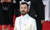 ‘Beetlejuice Beetlejuice’ Actor Justin Theroux Says AI Can’t Compete With Director’s Vision
