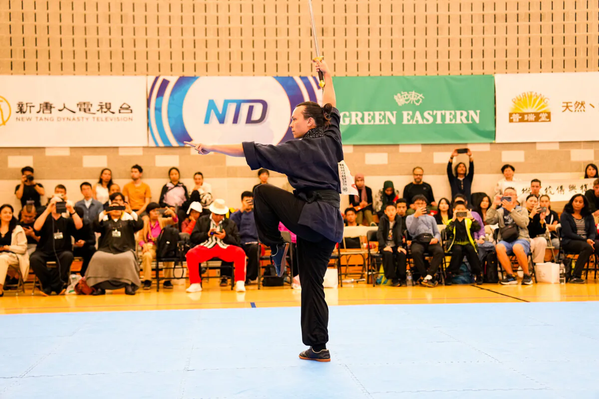 Eike Opfermann participates in the NTD International Traditional Chinese Martial Arts Competition preliminary round in Waldick, New Jersey, on Aug. 31, 2024. (Larry Dye/The Epoch Times)