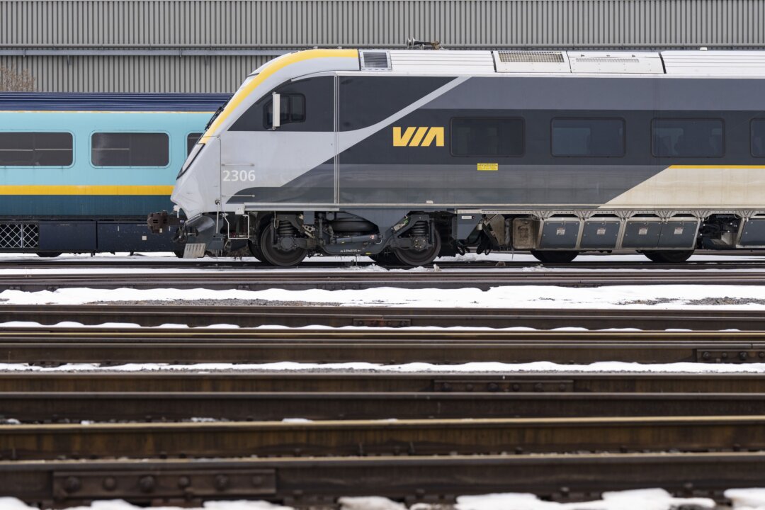 Transport Minister Seeks Report on Via Rail Delay