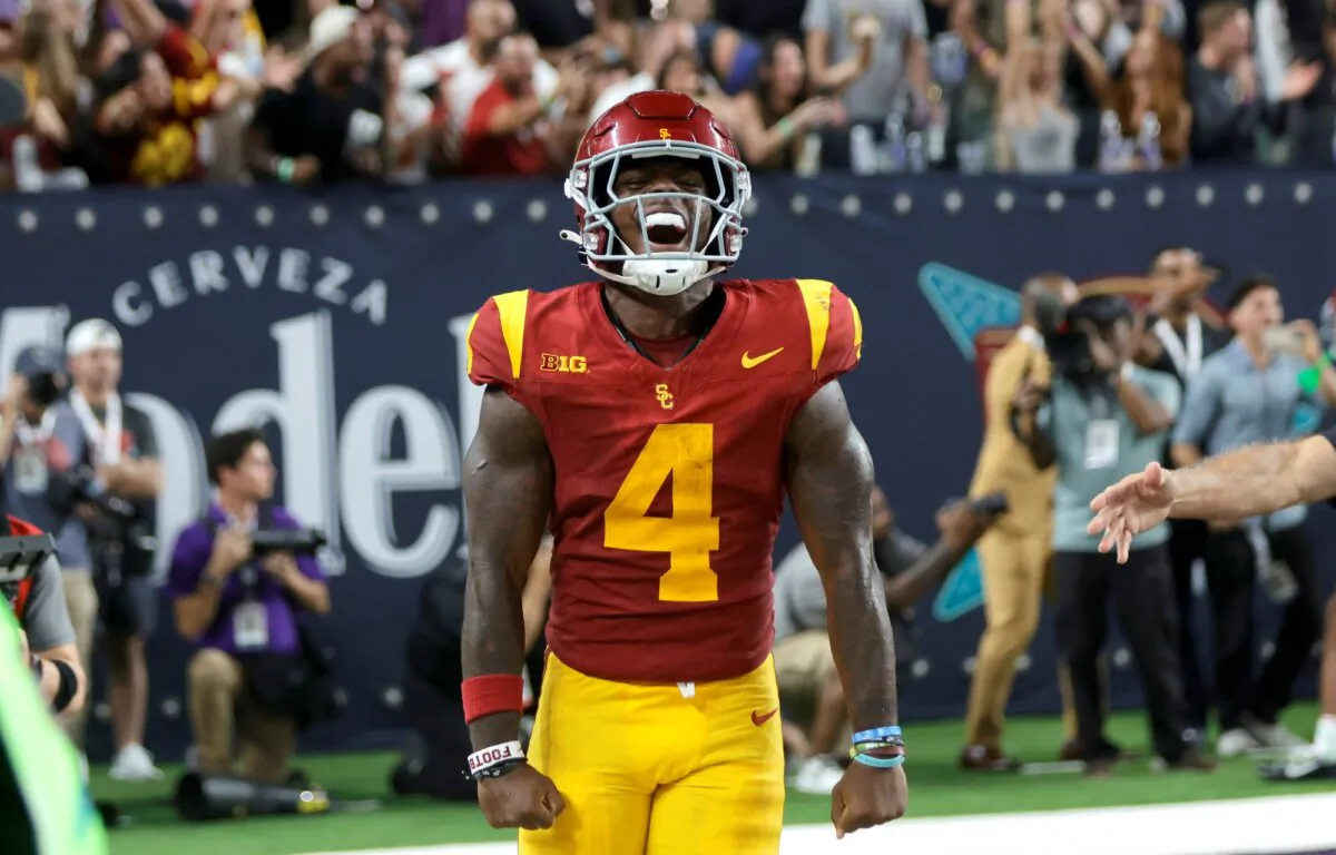 Southern California running back Woody Marks celebrates after scoring the winning touchdown against LSU in Las Vegas on Sept. 1, 2024. (Steve Marcus/AP Photo)
