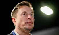 Musk’s X Hit With Fines After Platform Reappears in Brazil Despite Ban