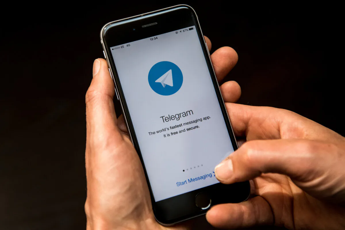 A close-up view of the Telegram messaging app is seen on a smartphone in London on May 25, 2017. (Carl Court/Getty Images)
