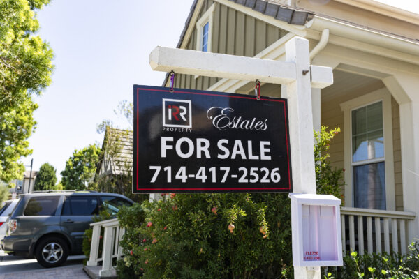 Median Homebuyer Down Payment Is More Than $180,000 in Top 10 US Metros: Report