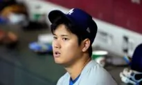 Ohtani, Angels Fans Can Get ‘Closure’ in Dodgers Slugger’s Return to Anaheim, Roberts Says