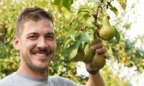 ‘We’re Feeding the Future’: BC Fruit Farmer Hopeful Despite a Grim Year