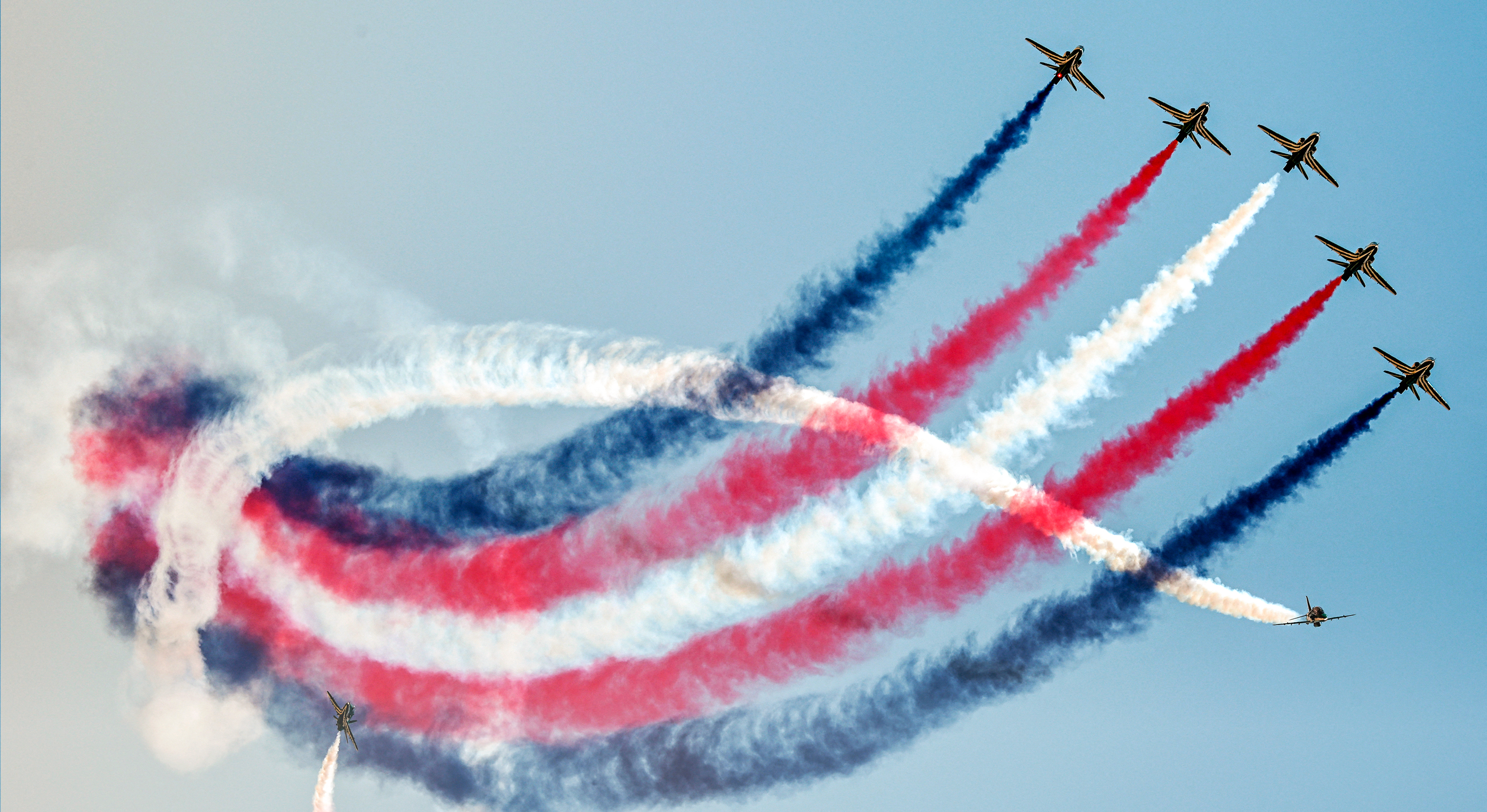 Day in Photos: A Threat of Landslides, an Airshow in Egypt