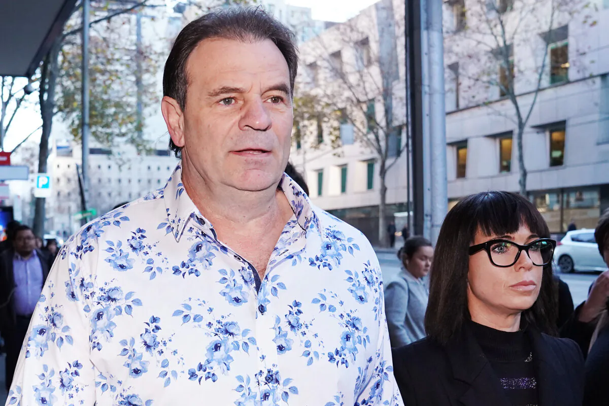 Former CFMMEU Victorian secretary John Setka with wife Emma Walters at the Melbourne Magistrates Court in Australia on June 26, 2019. (Michael Dodge/Getty Images)