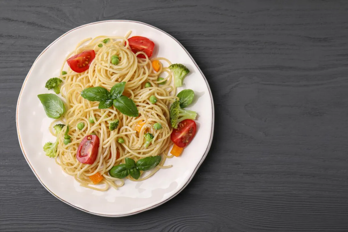 Prima vera pasta is a beautiful combination of pasta and vegetables. (New Africa/Shutterstock)