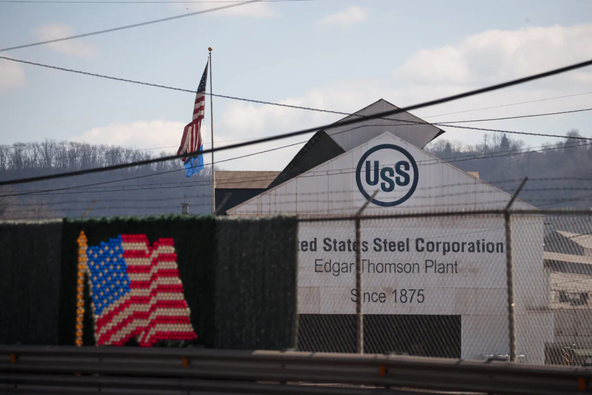 A view of U.S. Steel Edgar Thomson Steel Works in Braddock, Pa., on March 10, 2018. (Drew Angerer/Getty Images)