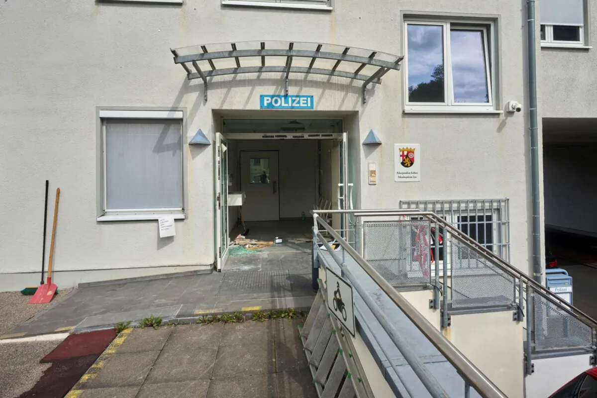 The entrance to the police station in Linz am Rhein, Germany, after a machete attack on Sept. 6, 2024. (Thomas Frey/DPA via AP)