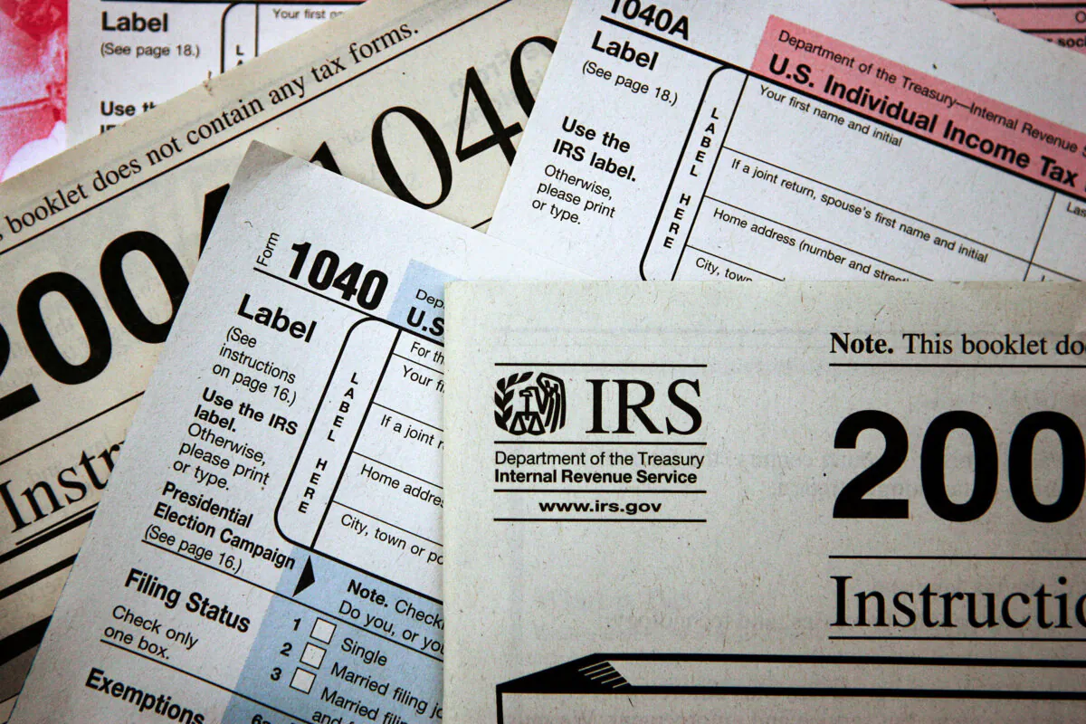 Federal tax forms at the IRS in Chicago on Nov. 1, 2005. (Scott Olson/Getty Images)