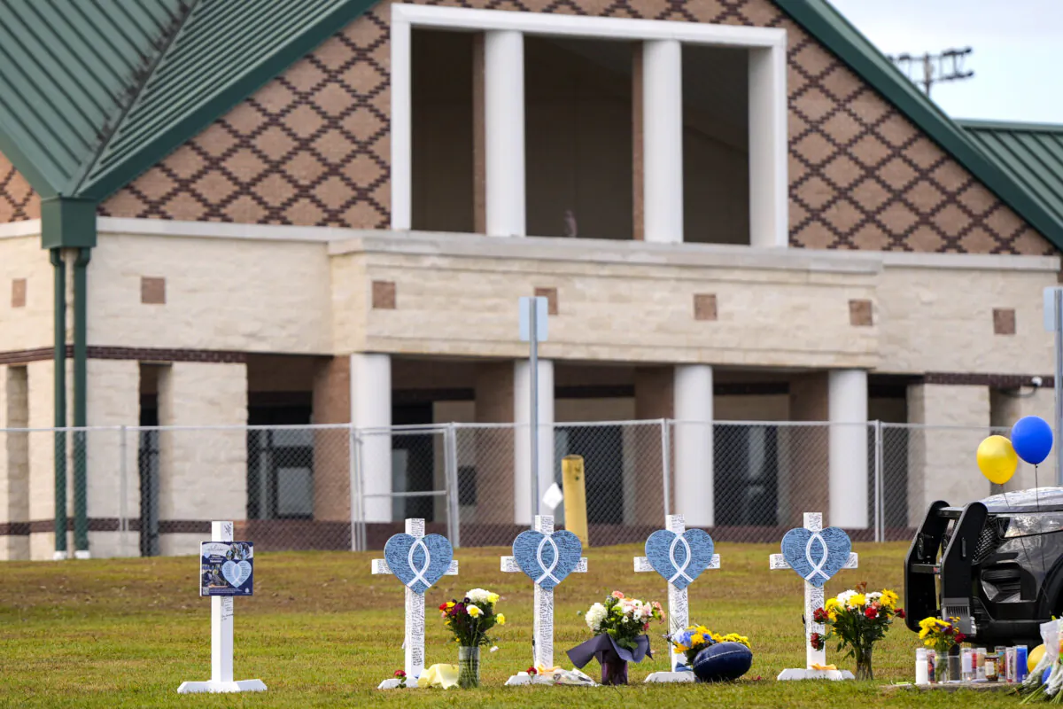 A memorial at Apalachee High School after the Wednesday school shooting, in Winder, Ga., on Sept. 7, 2024. (Mike Stewart/AP Photo)