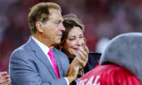 Nick Saban Honored at Alabama as Crimson Tide Avoid Upset