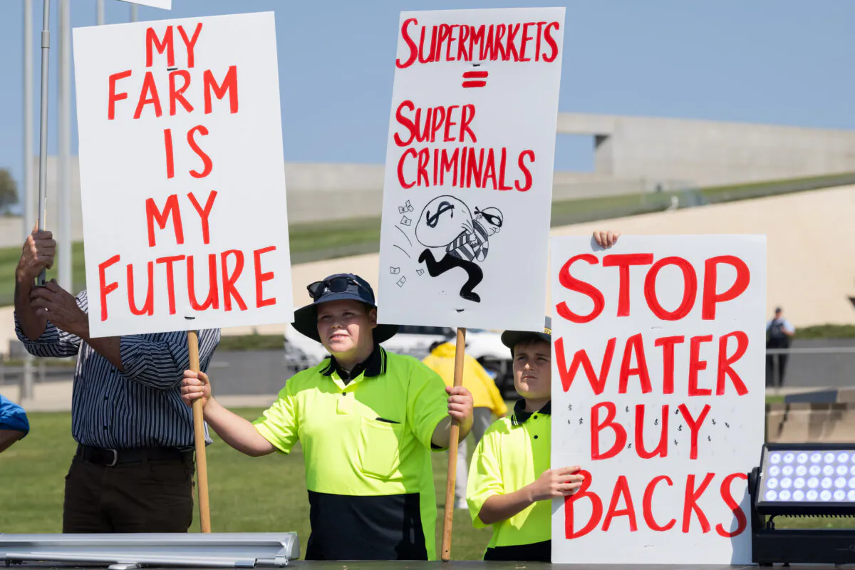 Farmers gather to protest a range of issues against the federal Labor government in front of Parliament House in Canberra, Australia on Sept. 10, 2024. (Courtesy of the National Farmers Federation)