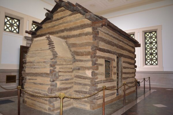 Kentucky Cabins: Lincoln’s Birthplace and Boyhood Home