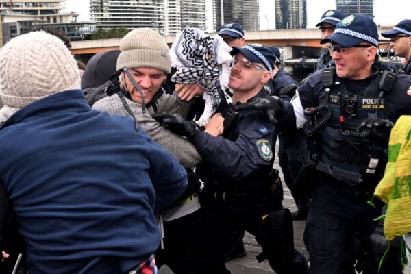 Epoch Times Photo