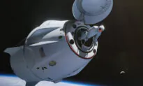 Billionaire’s Spacewalk With SpaceX Delayed Several Hours Hundreds of Miles Above Earth